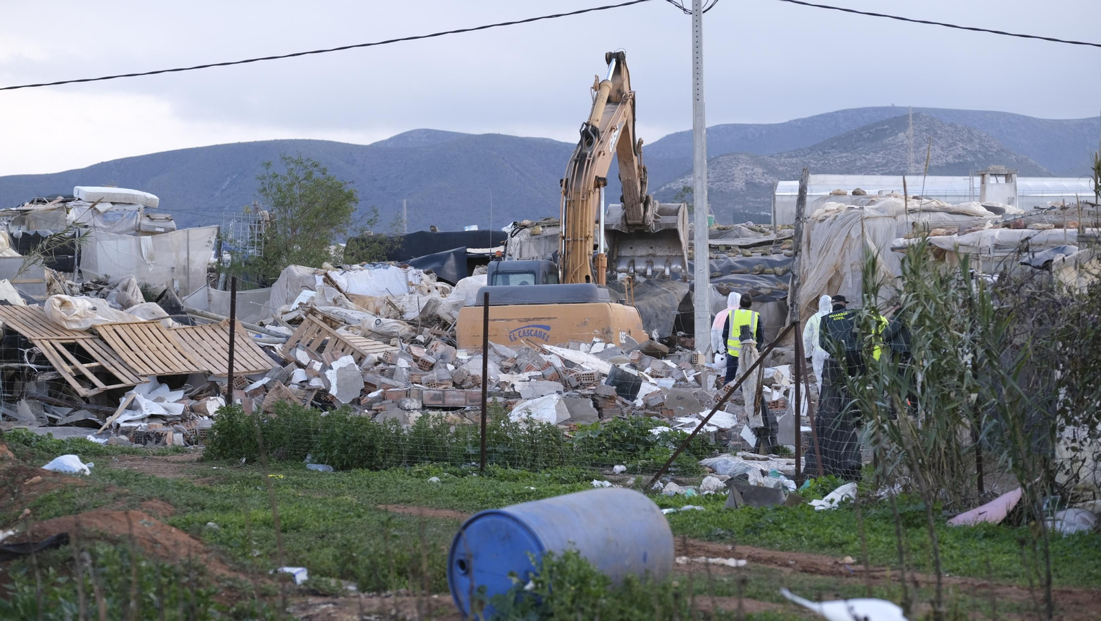 Imágenes del desalojo del asentamiento chabolista 'El Walili', en Níjar