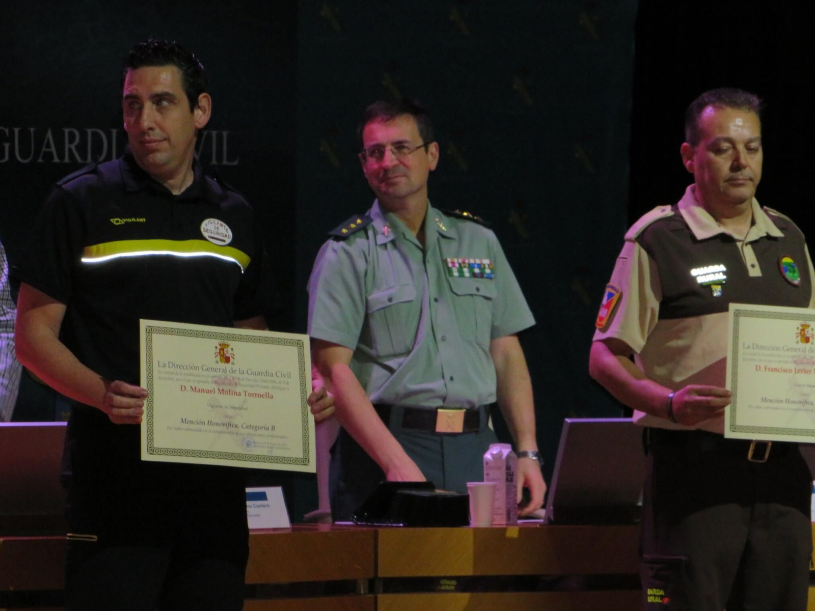 Policía y Guardia Civil premian a la seguridad privada en la UAL.