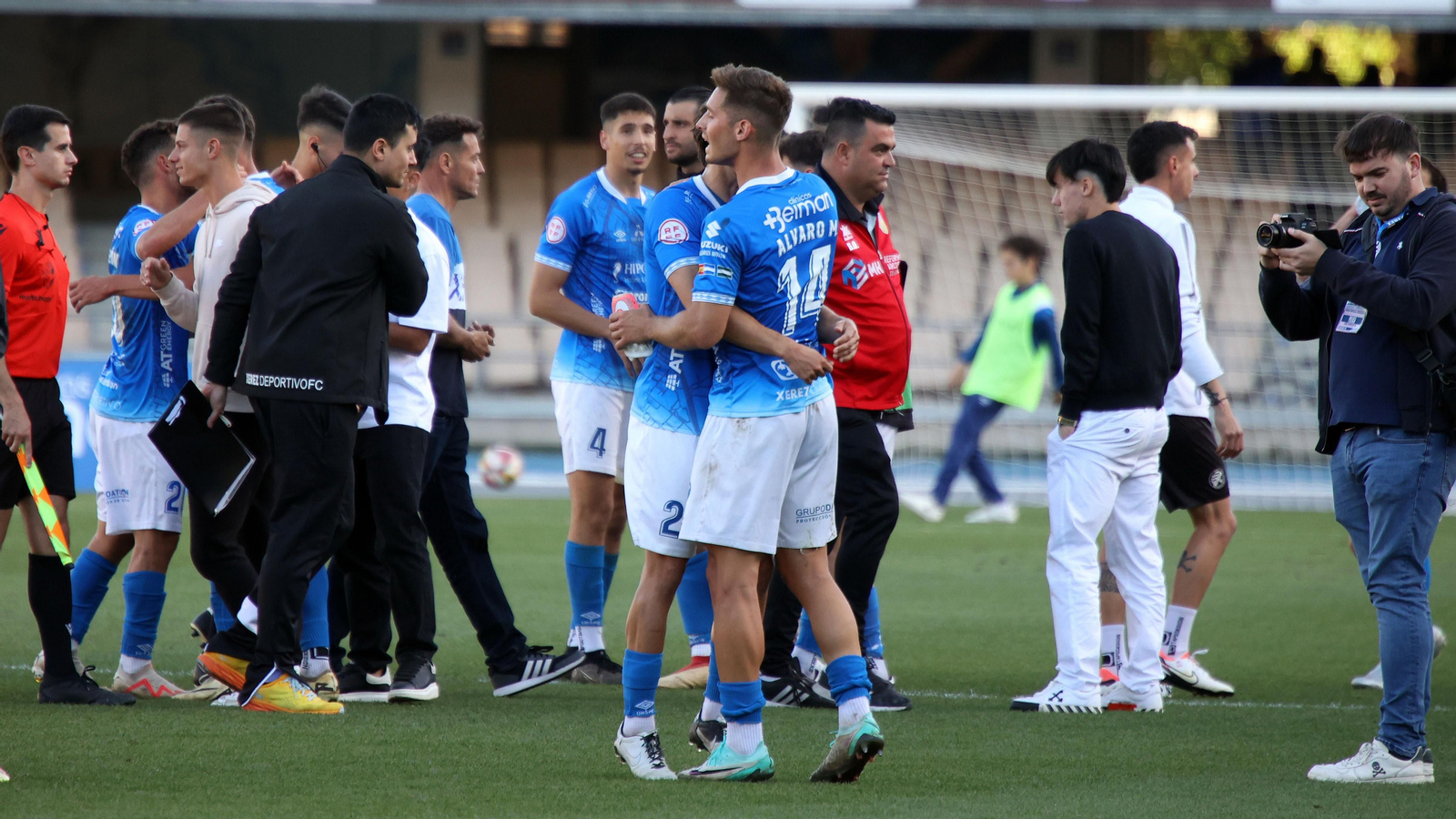 Imágenes del Xerez DFC - Conil CF en Chapín