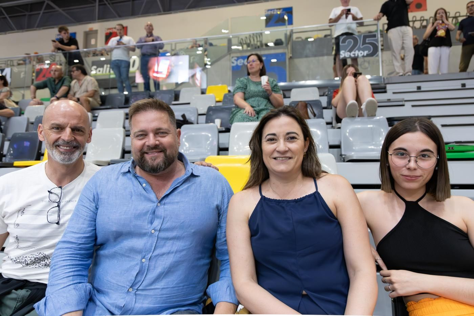Las gradas del Olivo Arena en las semis de la Copa del Rey de balonmano, en imágenes