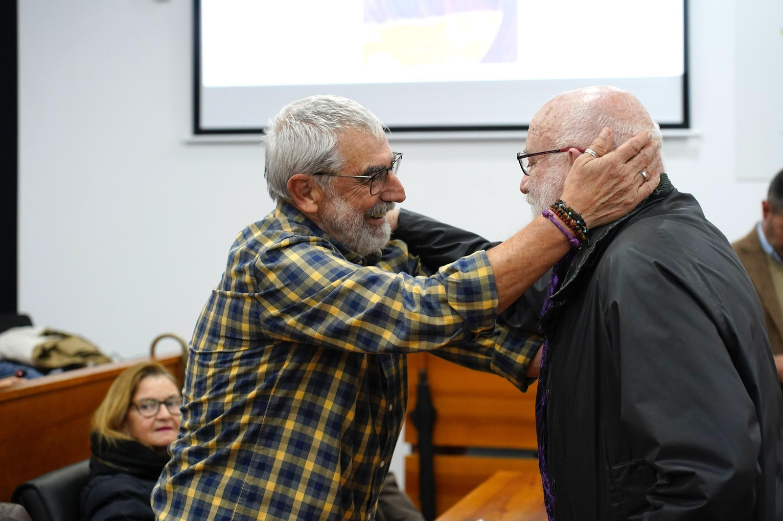 Fotos de la presentación del libro sobre `Los mitos del fin del mundo´