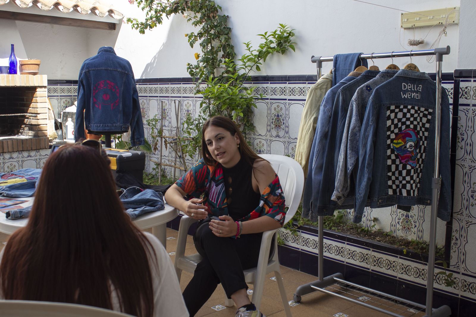 Fotos de la entrevista y de los diseños DellaWendi