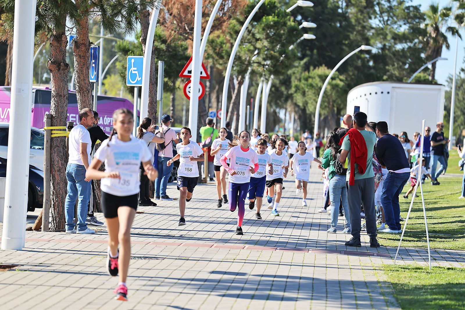 Imágenes de la Carrera infantil 'Kilos por kilómetros'