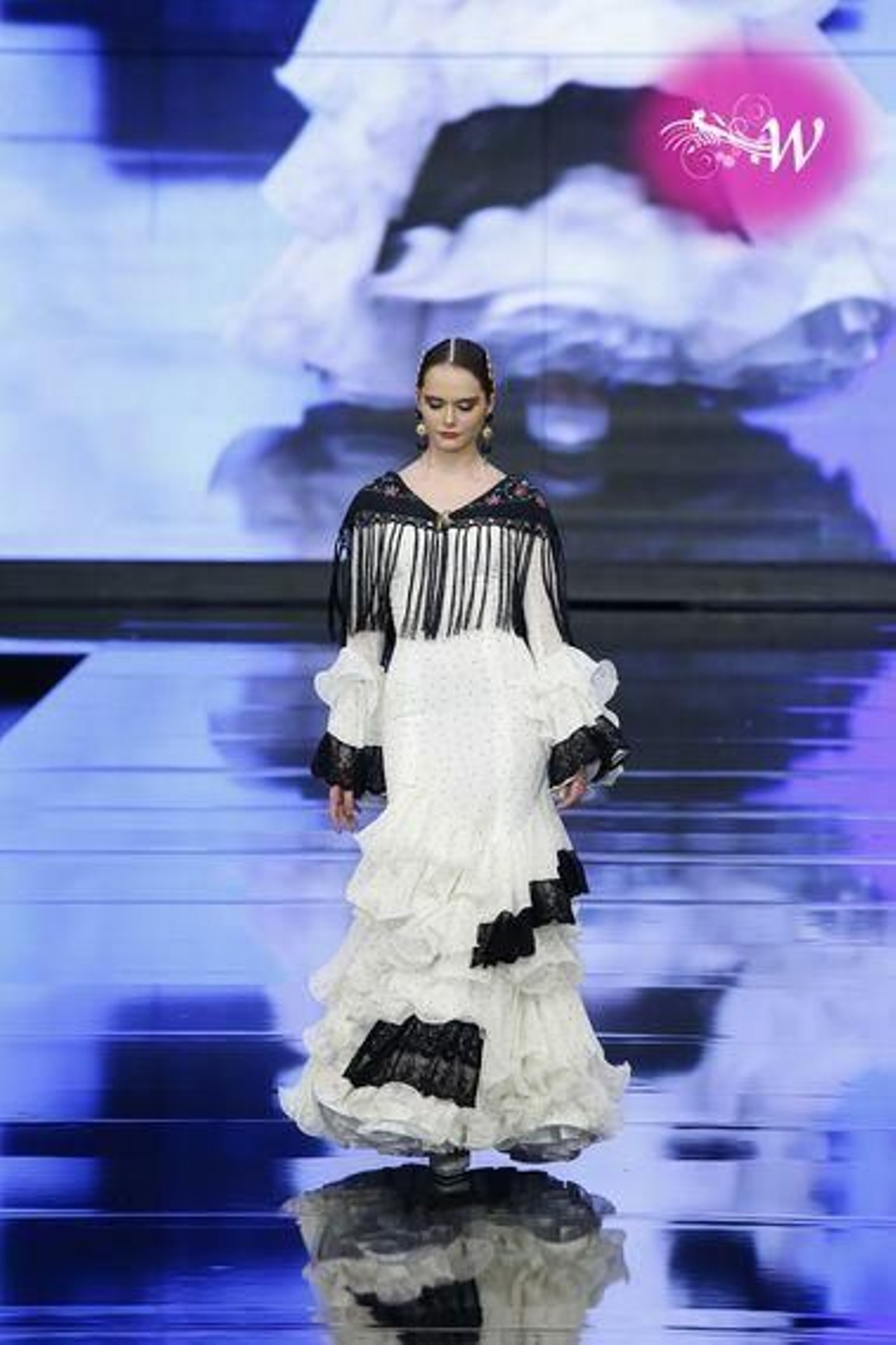 Aurora Gaviño homenajea a María Jiménez: todas las fotos del desfile en SIMOF 2020