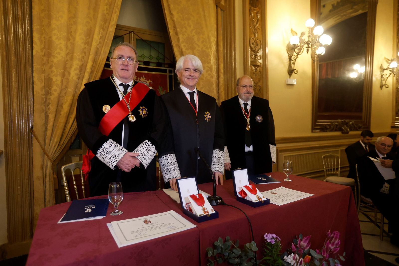 La imposición de las medallas al mérito en el Servicio de la Abogacía en Córdoba