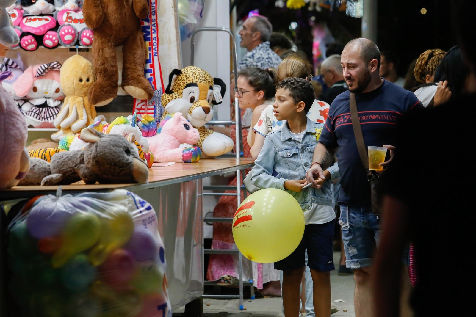 Búscate en las fotos del lunes en la Feria de La Línea