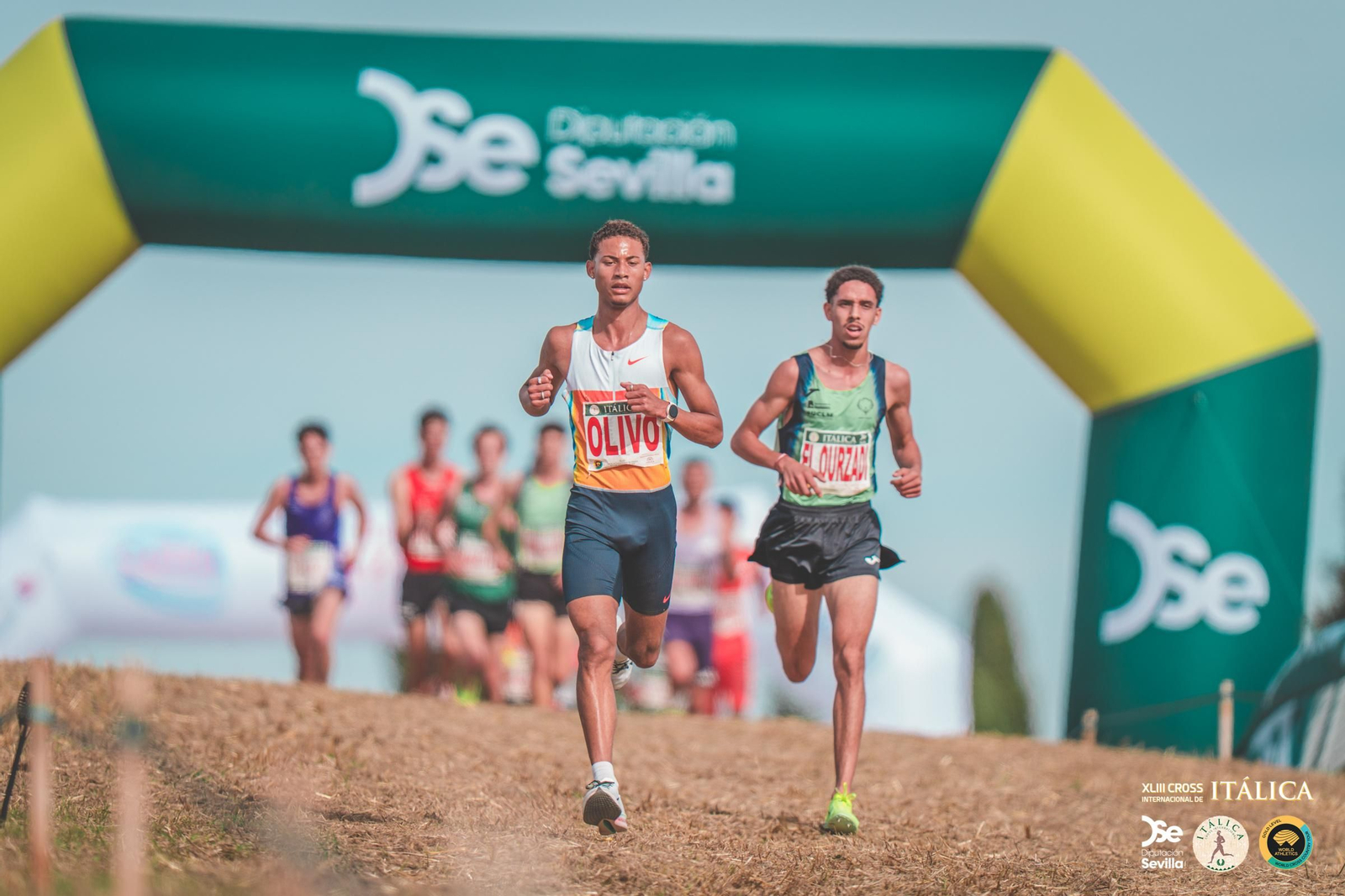 Búscate en las fotos del Cross de Itálica 2025 | 12