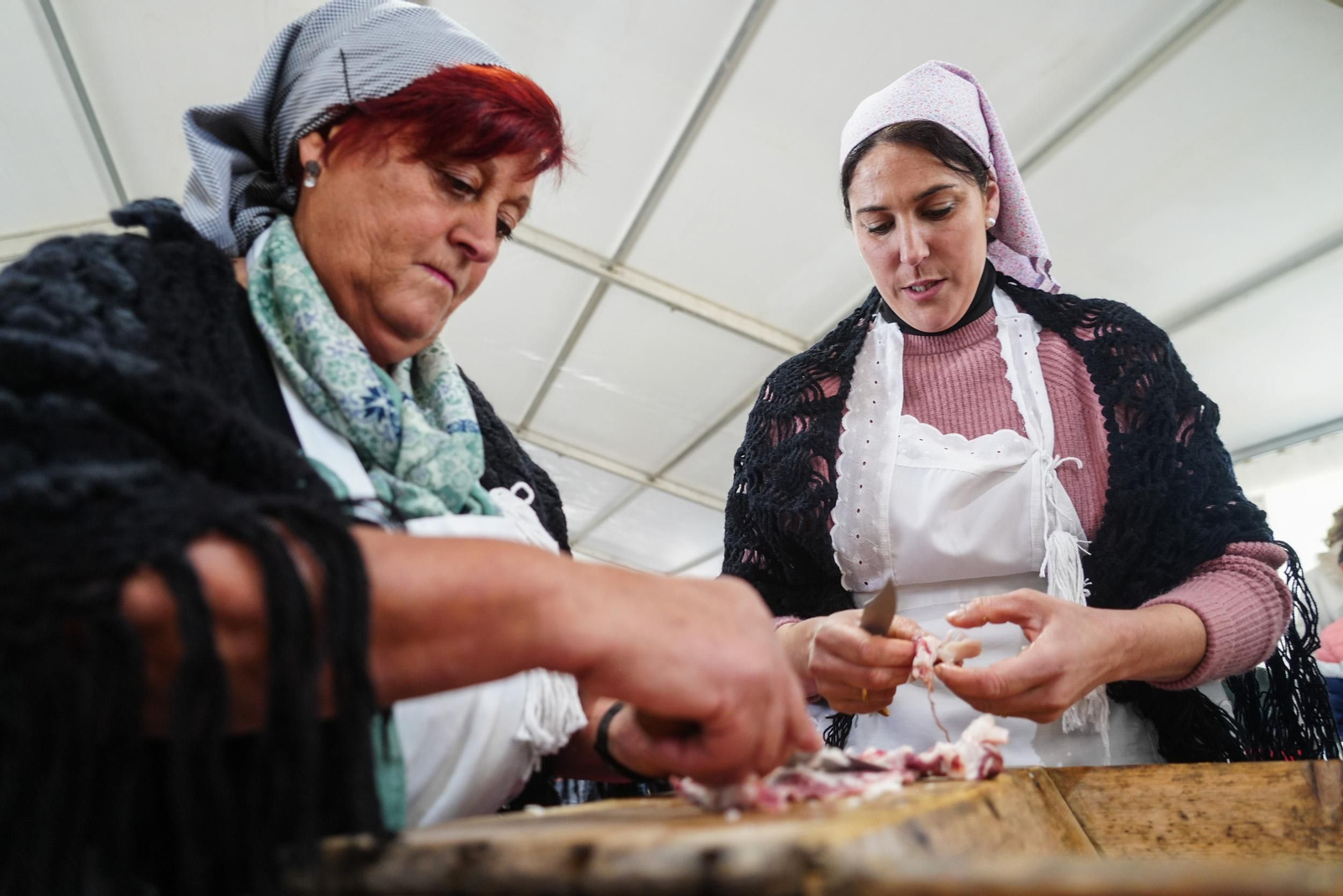 Las mejores imágenes de la XX Fiesta de la Matanza y de la Artesanía en Villanueva de Córdoba
