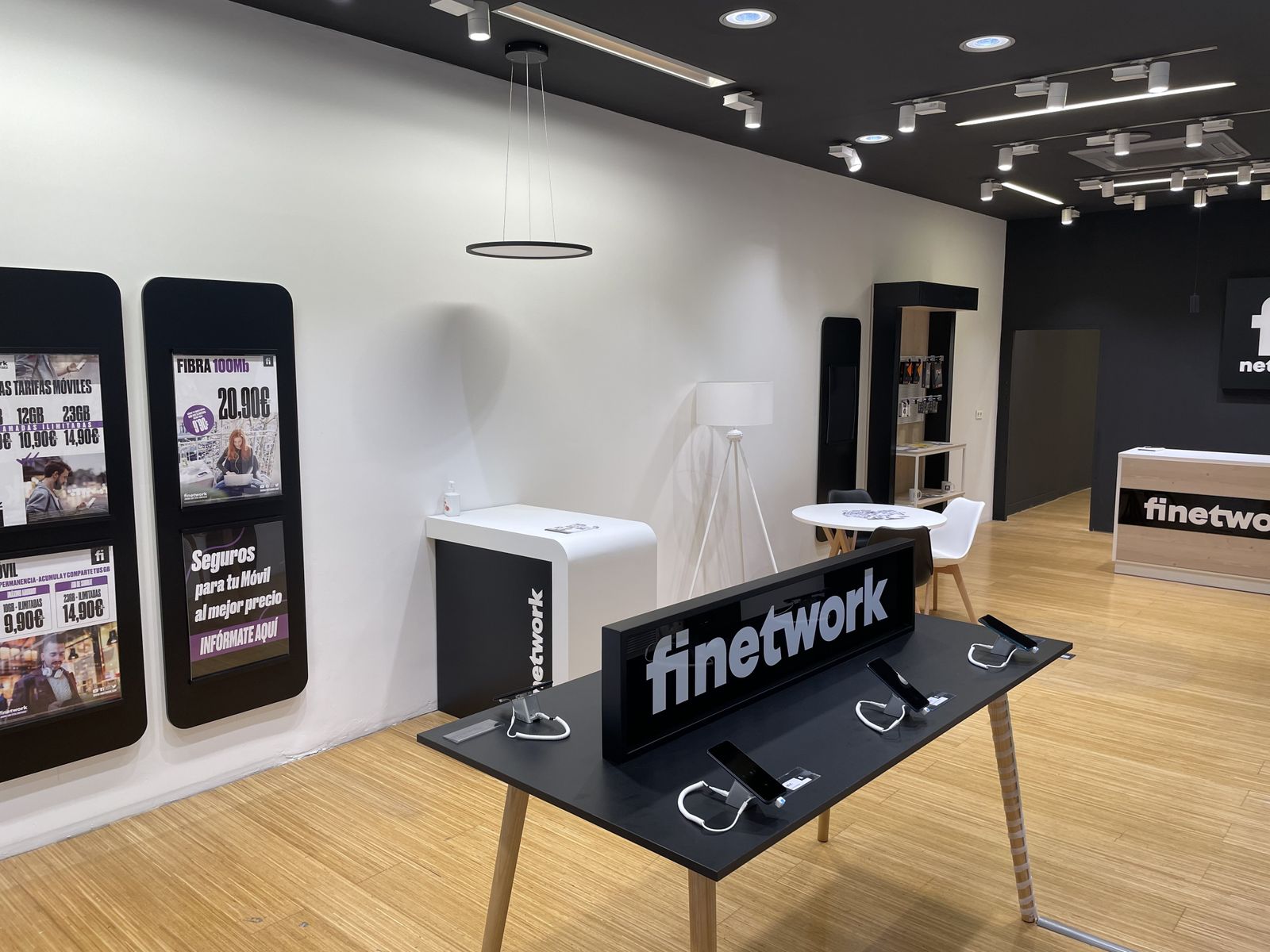 Finetwork abre una nueva tienda exclusiva en Huelva