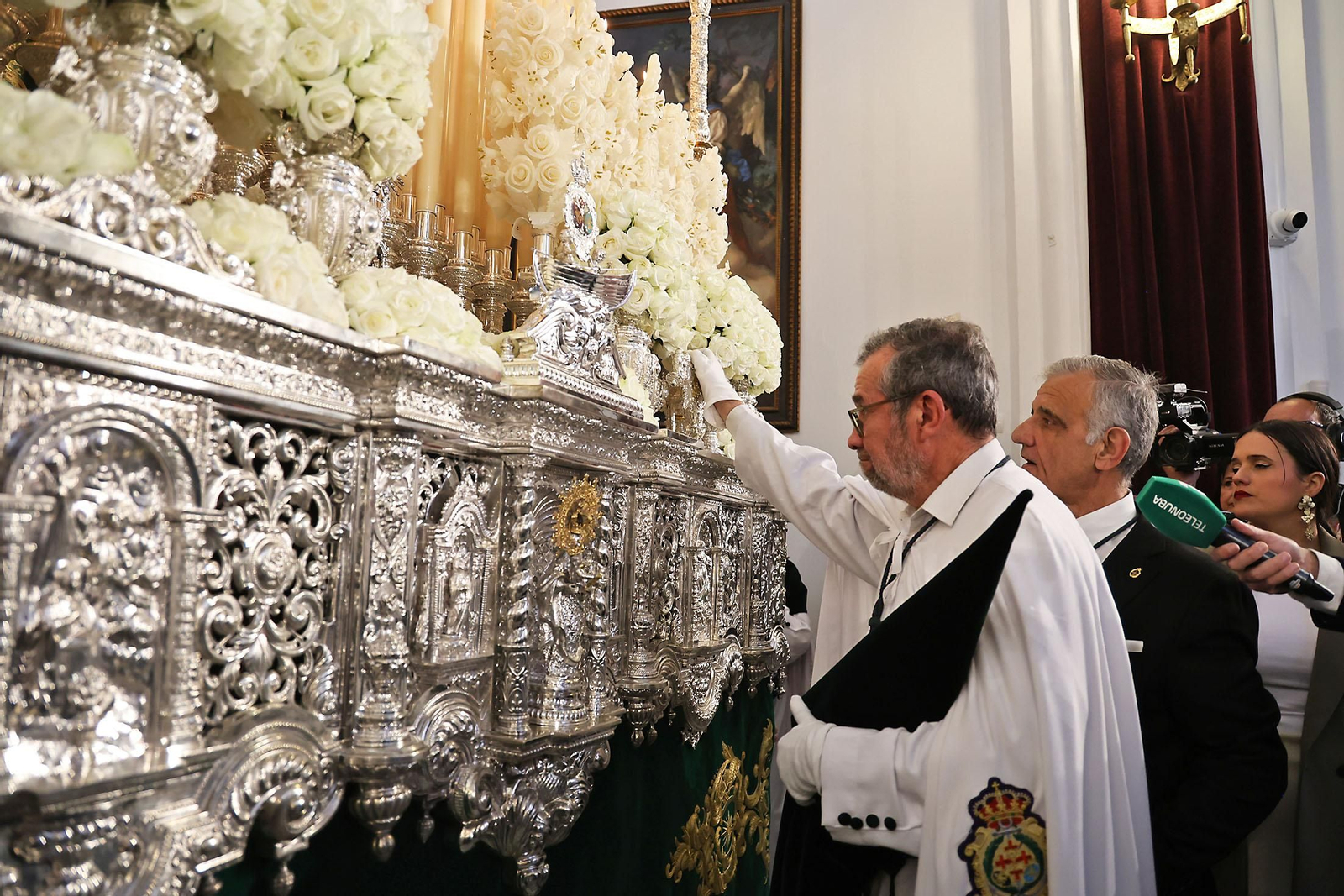 Miércoles Santo: La Hermandad de La Esperanza por las calles de Huelva