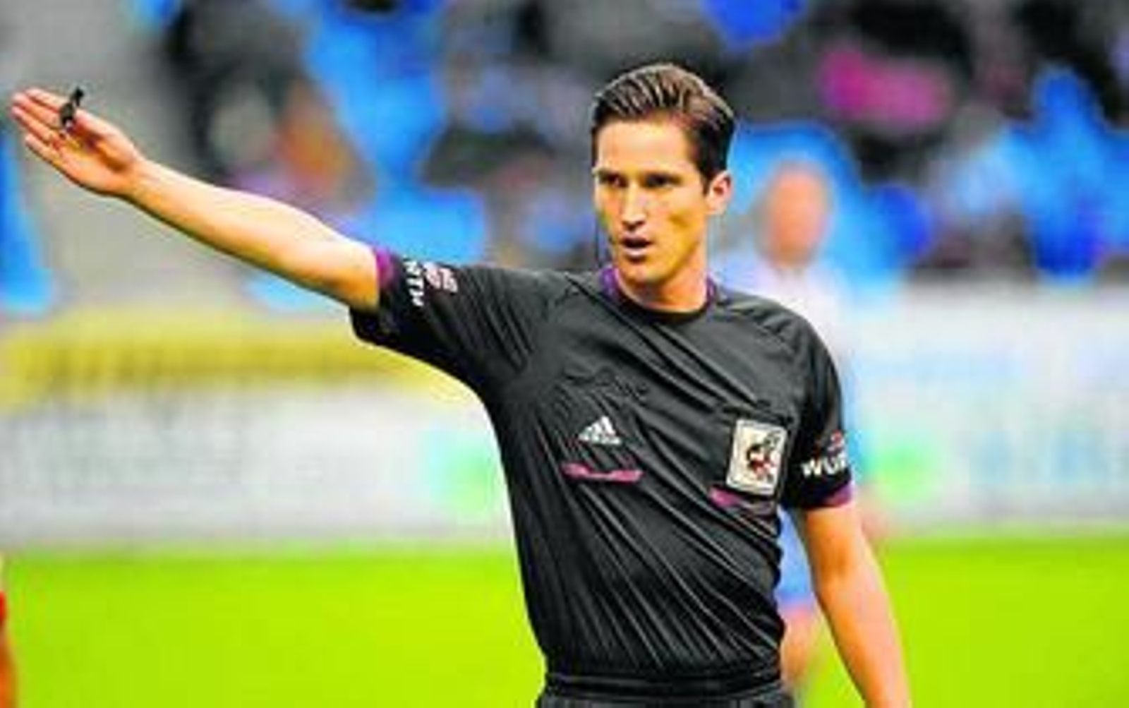 Munuera Montero durante un partido de Segunda División.