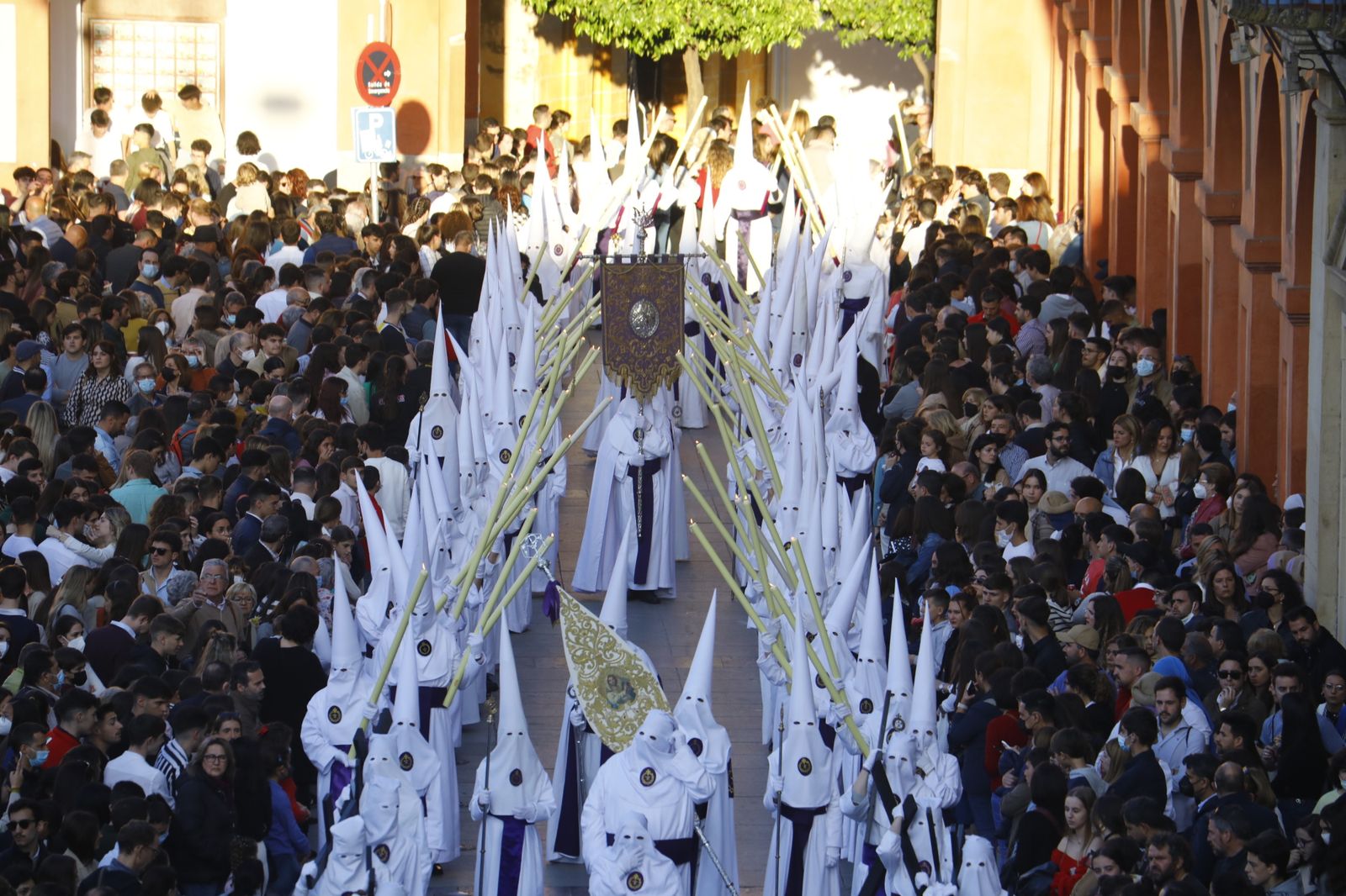 Miércoles Santo en Córdoba: La procesión de la Misericordia, en imágenes