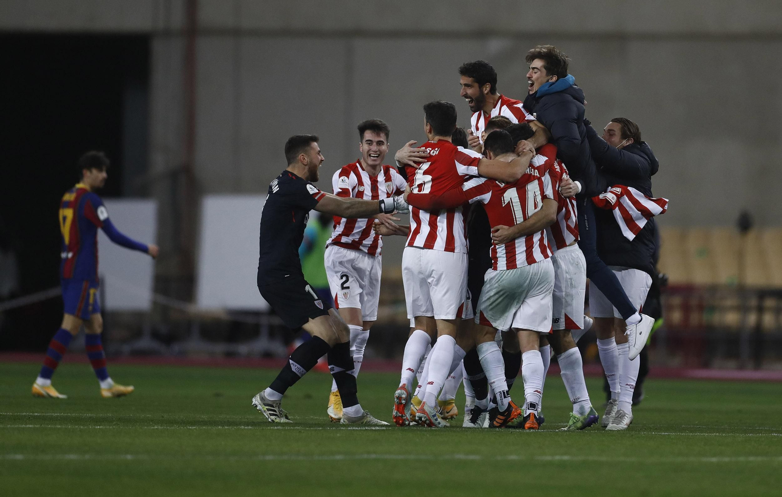 Las imágenes de la final de la Supercopa en Sevilla
