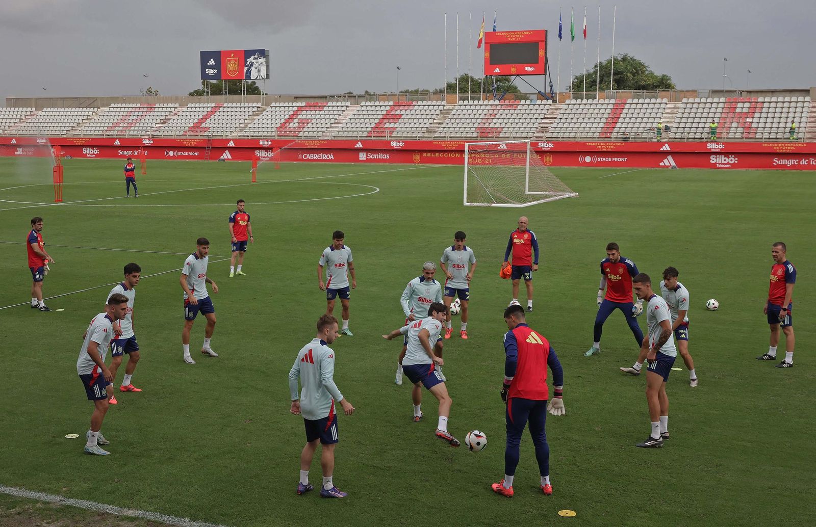 Fotos del entrenamiento de la selección española sub-21 en Algeciras