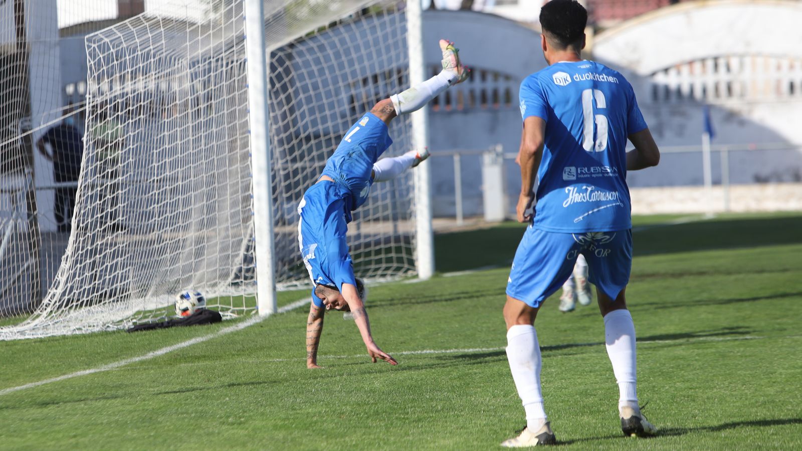 Imágenes del Xerez CD contra el Puente Genil en la Juventud