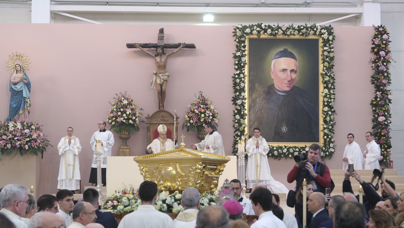 Así se ha vivido la beatificación del Cura Valera: las imágenes del acto en Huércal-Overa