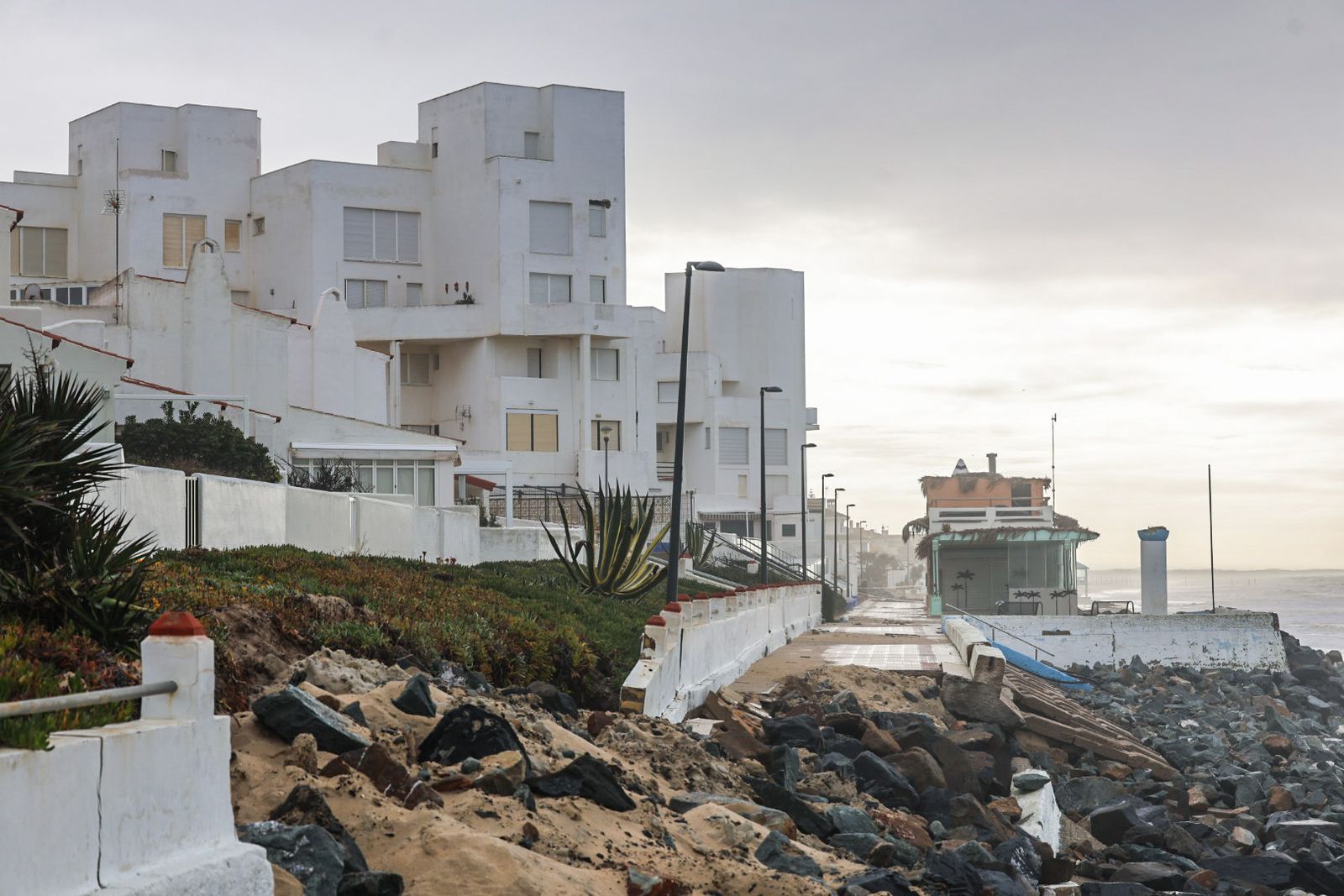 Fotografías de las zonas más perjudicadas de Matalascañas tras los últimos temporales