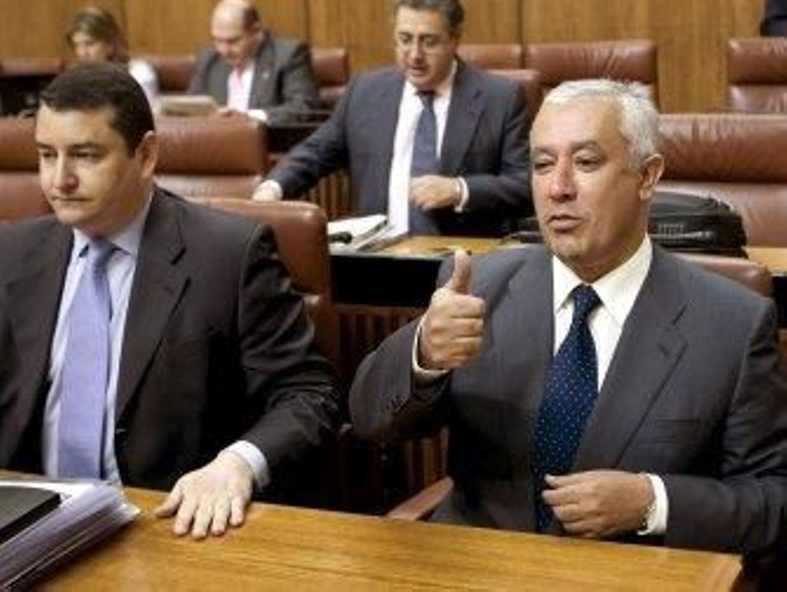 Arenas acusa a Griñán de no haberse ganado la Presidencia