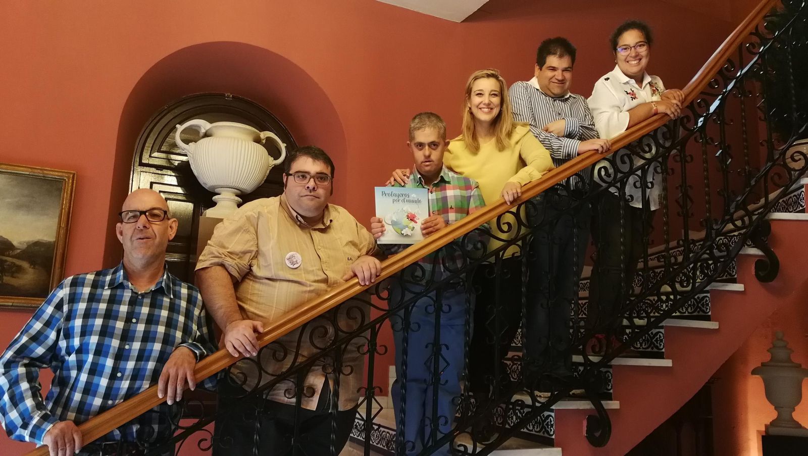 Los beneficios van destinados a programas de integración social y laboral de Prolaya.