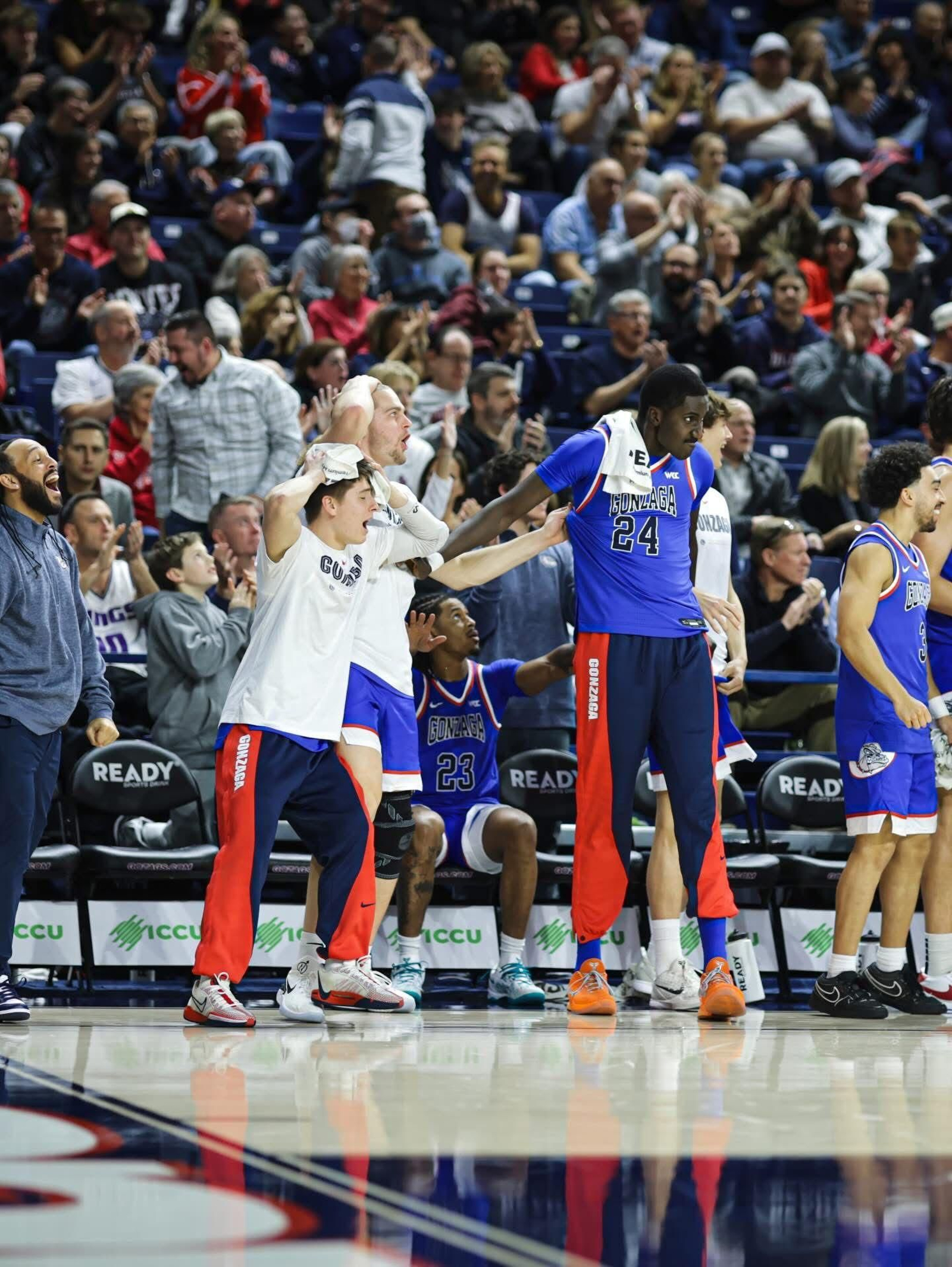 NCAA: Mario Saint Supéry suma minutos y confianza en Gonzaga