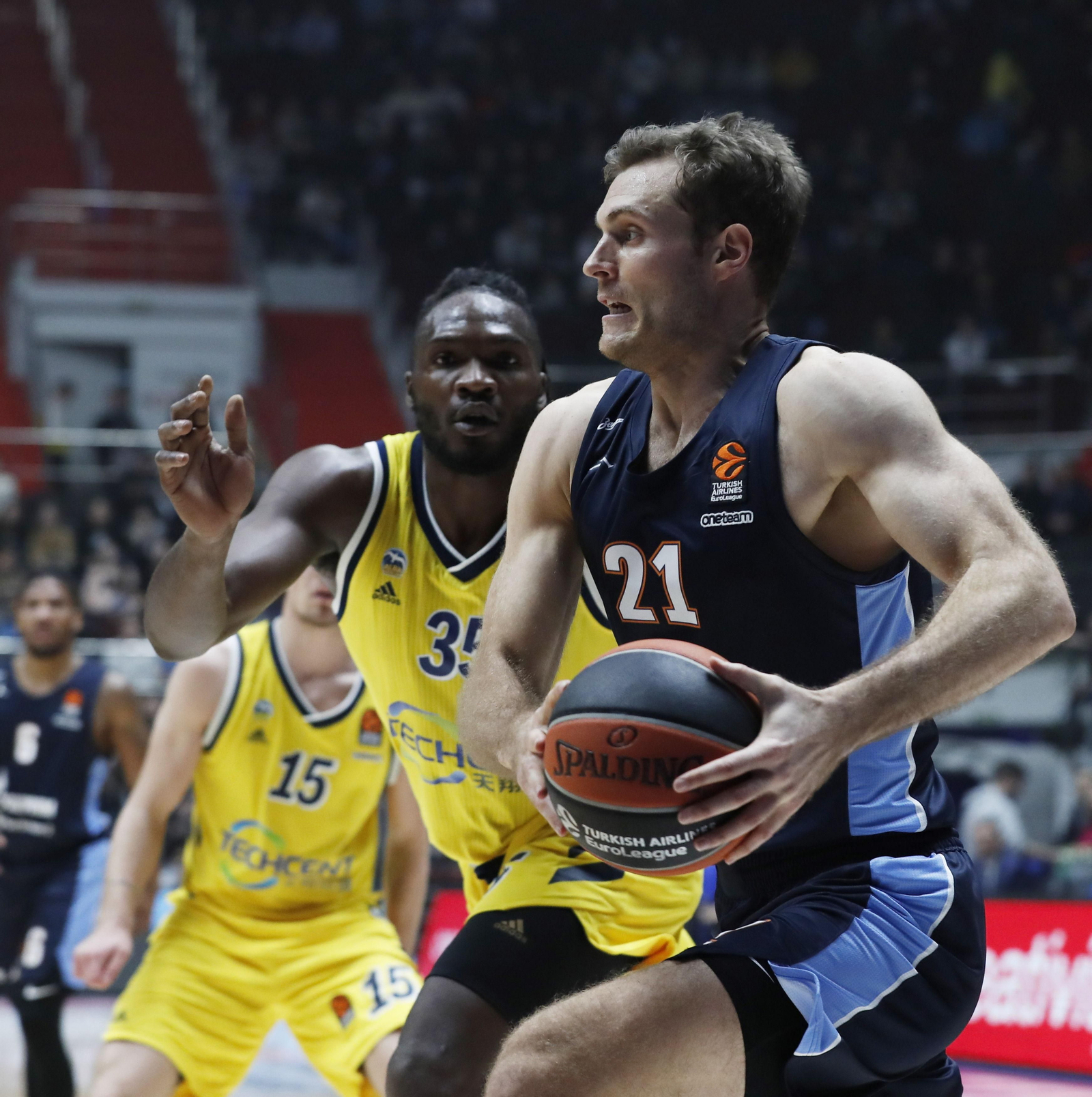 Las fotos de la carrera de Tim Abromaitis, fichaje del Unicaja