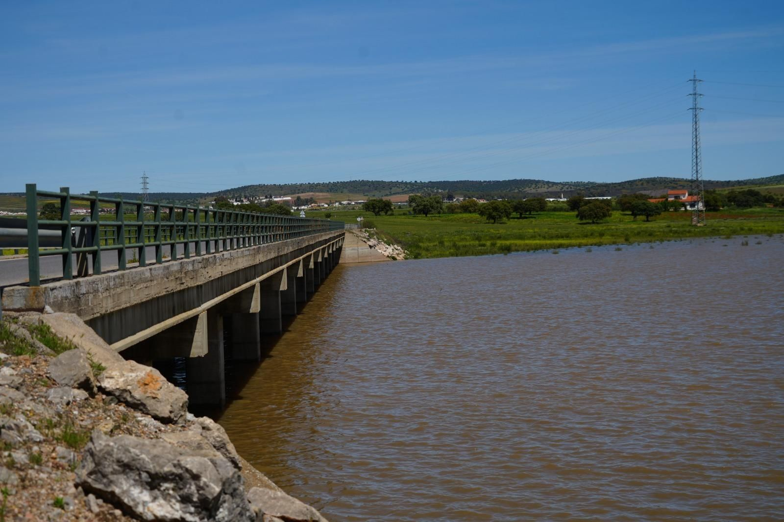Así luce el embalse de Sierra Boyera tras las lluvias, en imágenes