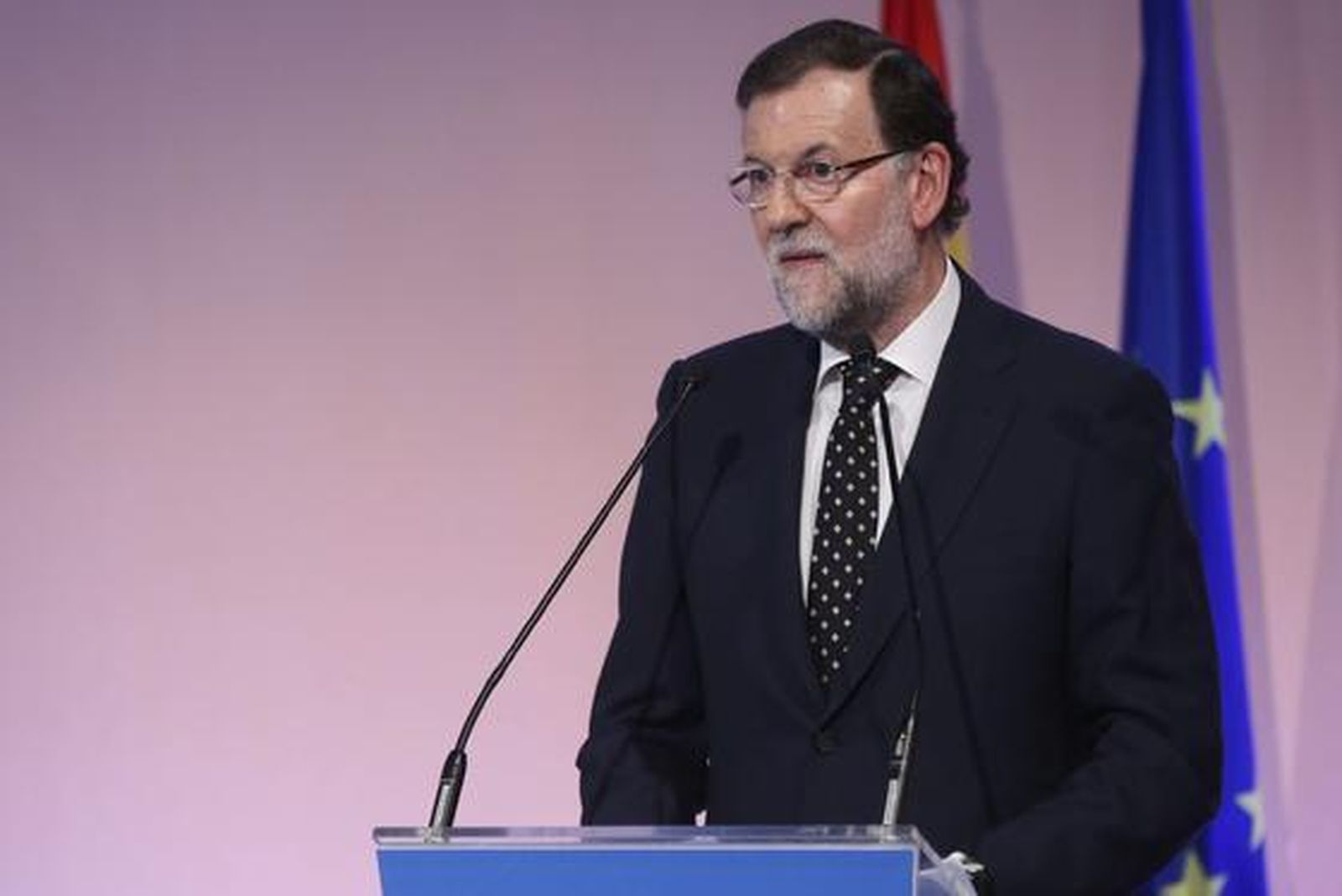 Rajoy adelanta al 1 de julio la rebaja del IRPF prevista para 2016