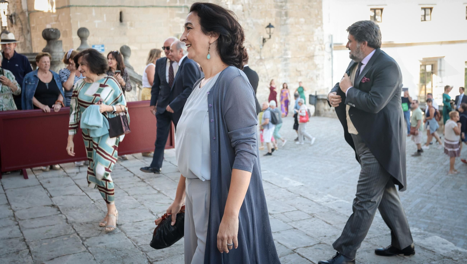 Imágenes de los asistentes a la boda de Ana Cristina Portillo Domecq en la Catedral de Jerez Imágenes de los asistentes a la boda de Ana Cristina Portillo Domecq en la Catedral de Jerez