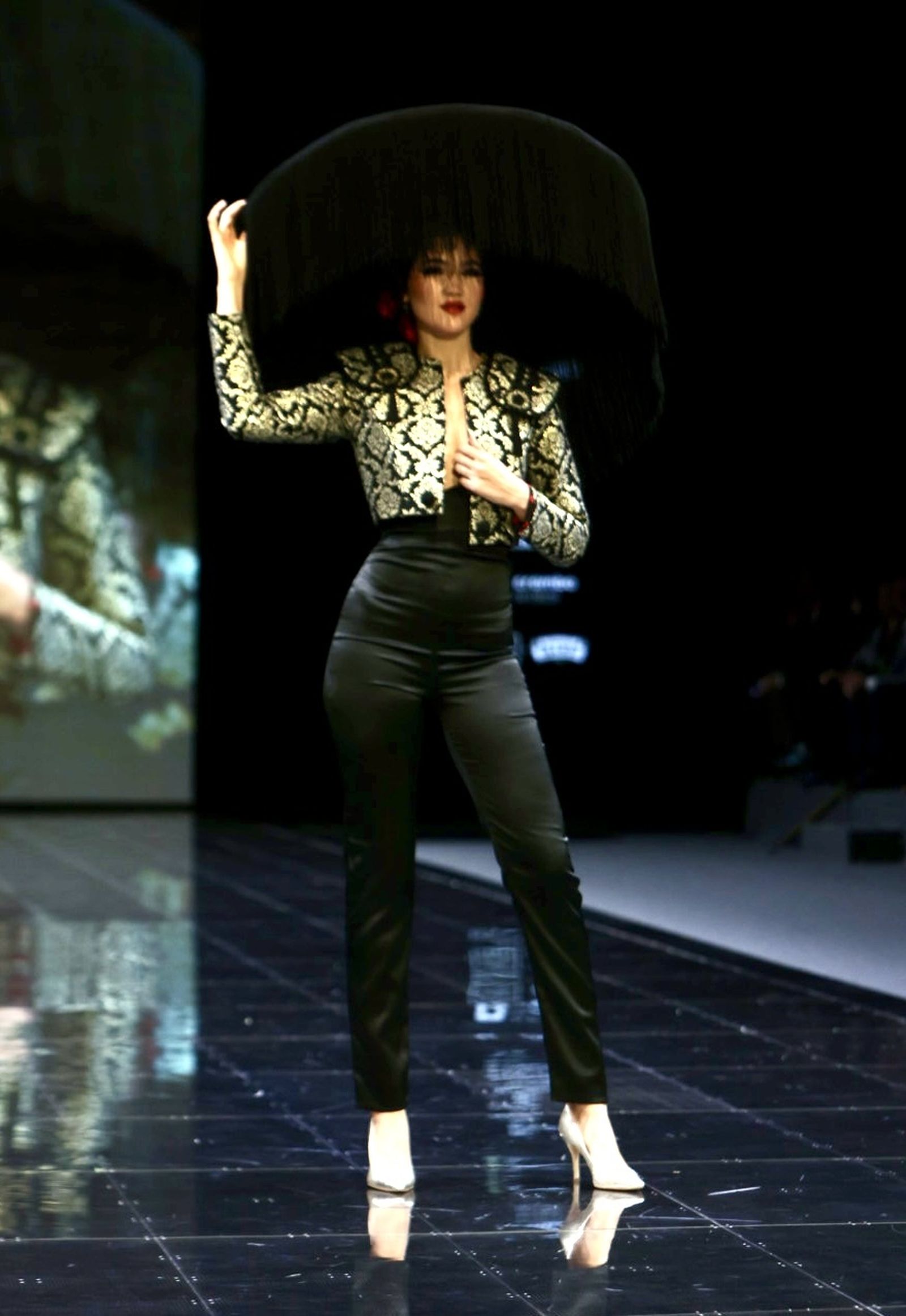 Desfile de Guillermo Peralta en SIMOF, todas las fotos