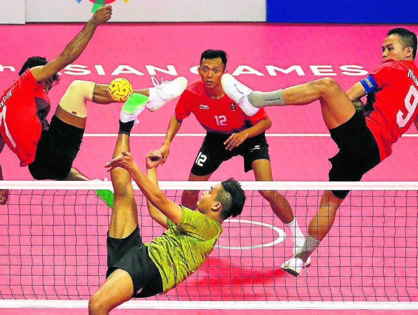 'Sepak takraw', el fol-tenis asiáticoRitual o rutina, un sistema habitualCualquiera lo pilla por la banda