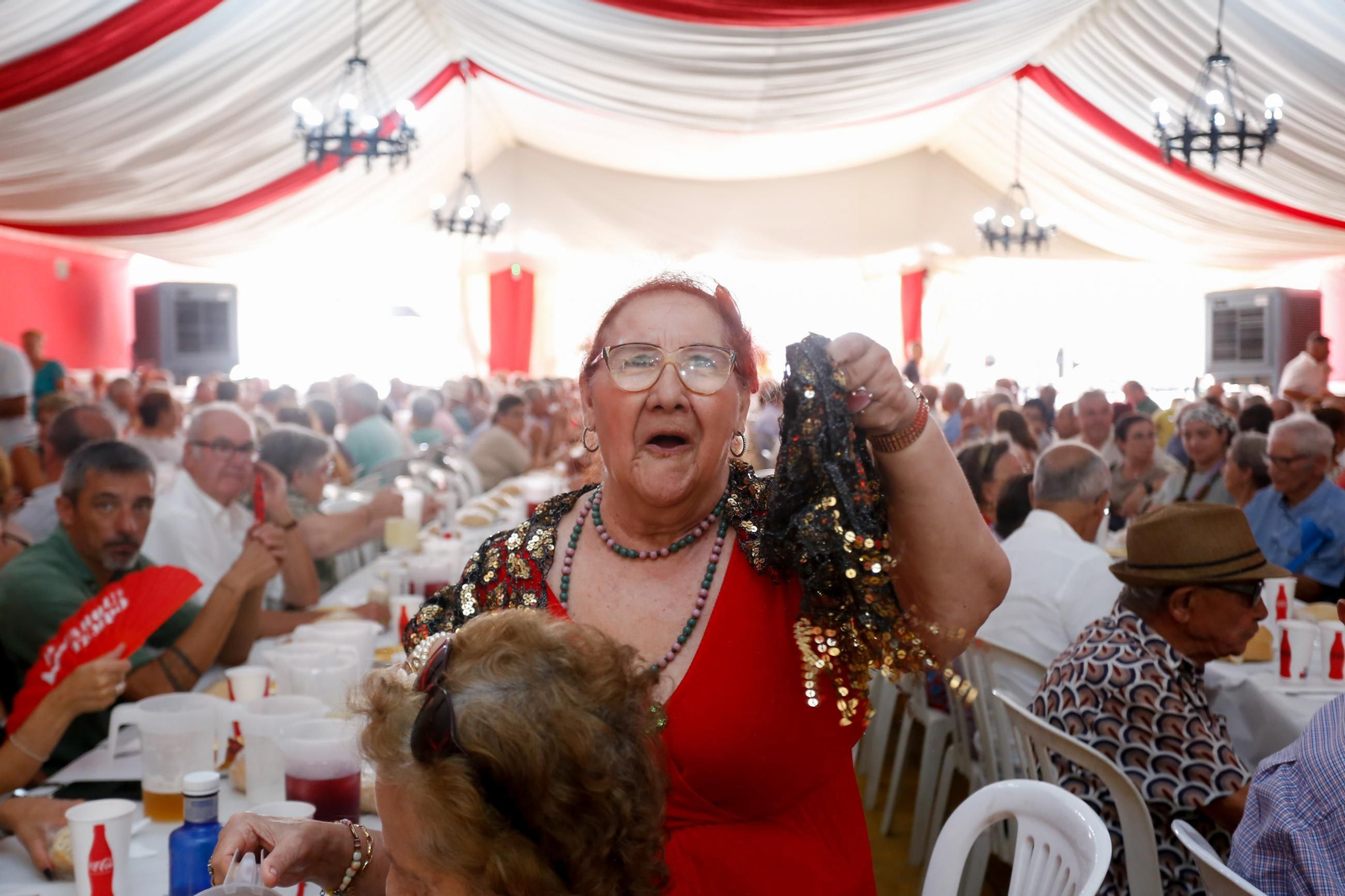 Búscate en las fotos del lunes en la Feria de Tarifa