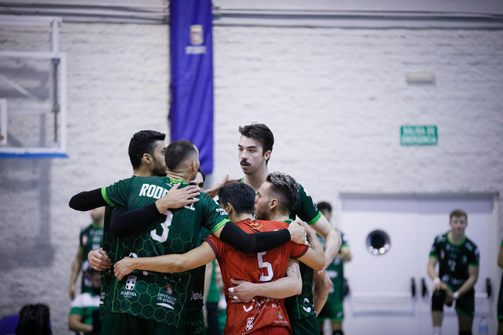 Imágenes del Unicaja Almería frente al conjunto valenciano de voleibol