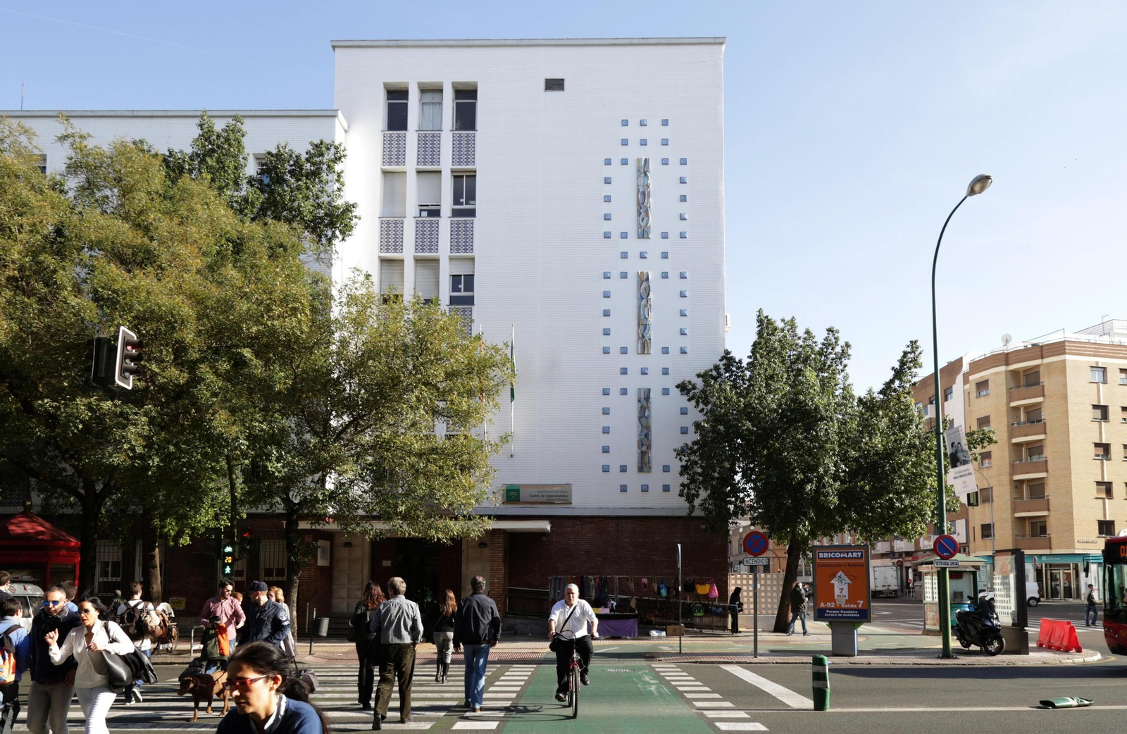 El centro de especialidades Esperanza Macarena ubicado en la calle María Auxiliadora.