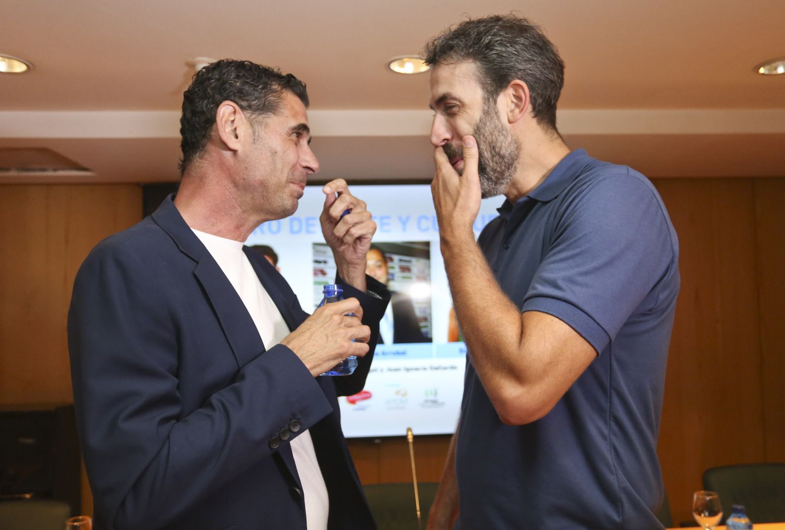 Las fotos de Fernando Hierro y Berni Rodríguez en el encuentro 'Cultura y Deporte'