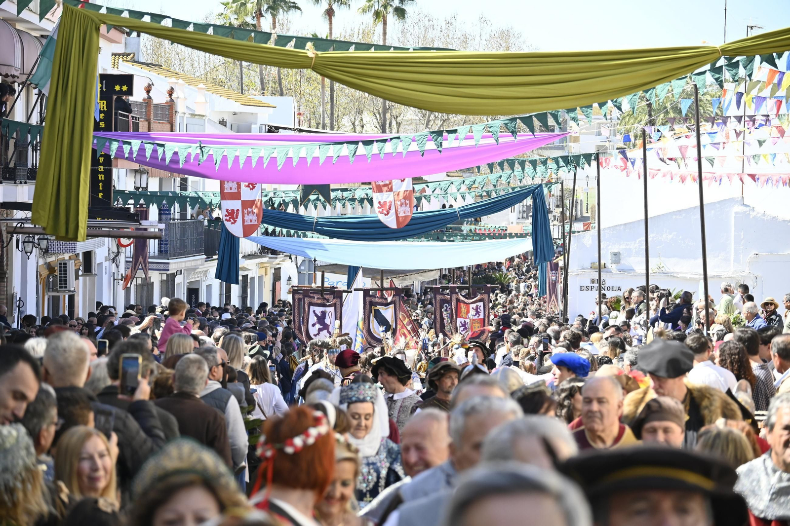 Las mejores imágenes de la Feria Medieval del Descubrimiento en Palos de la Frontera 2025