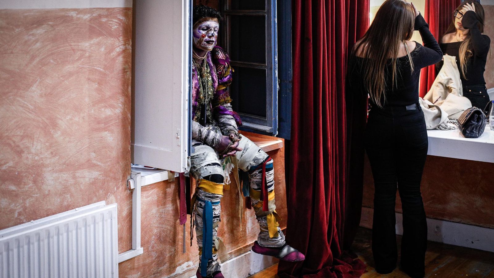 Búscate entre las mejores imágenes de la sexta sesión de cuartos de final del COAC 2025