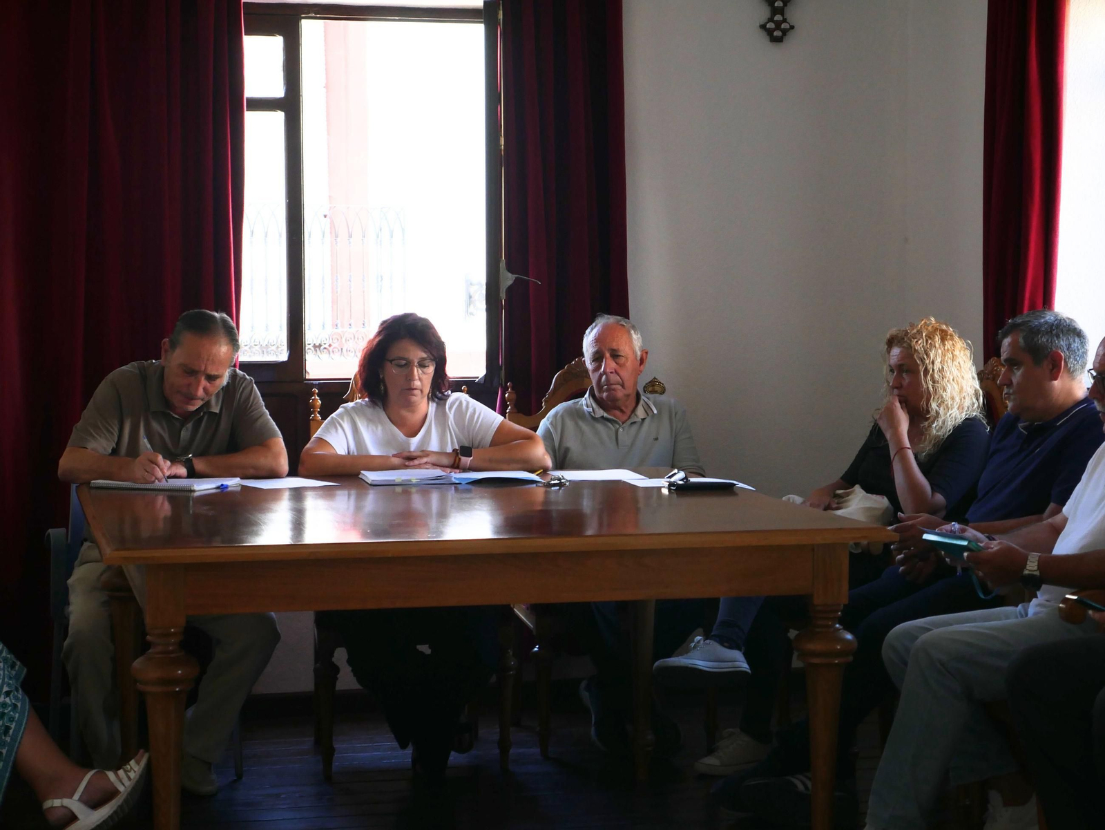 Sesión plenaria en el Ayuntamiento de Canjáyar.