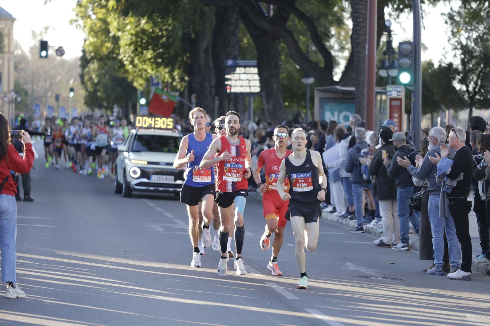Búscate en el Zurich Maratón de Sevilla 2025