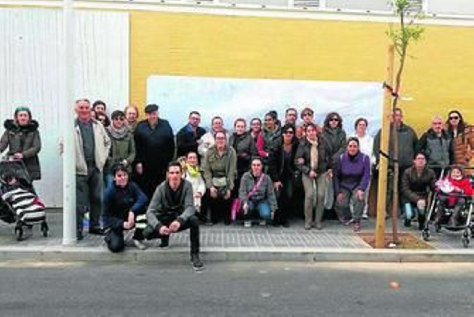 Padres que integran la asociación La Verdad del colegio Fray Albino.