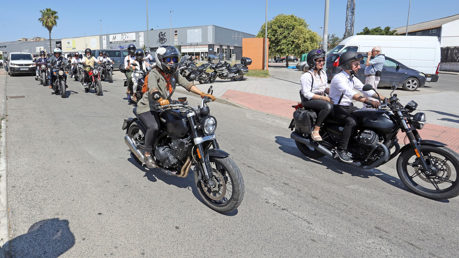 Búscate en el evento motero solidario "The Distinguished Gentleman´s Ride" en Jerez