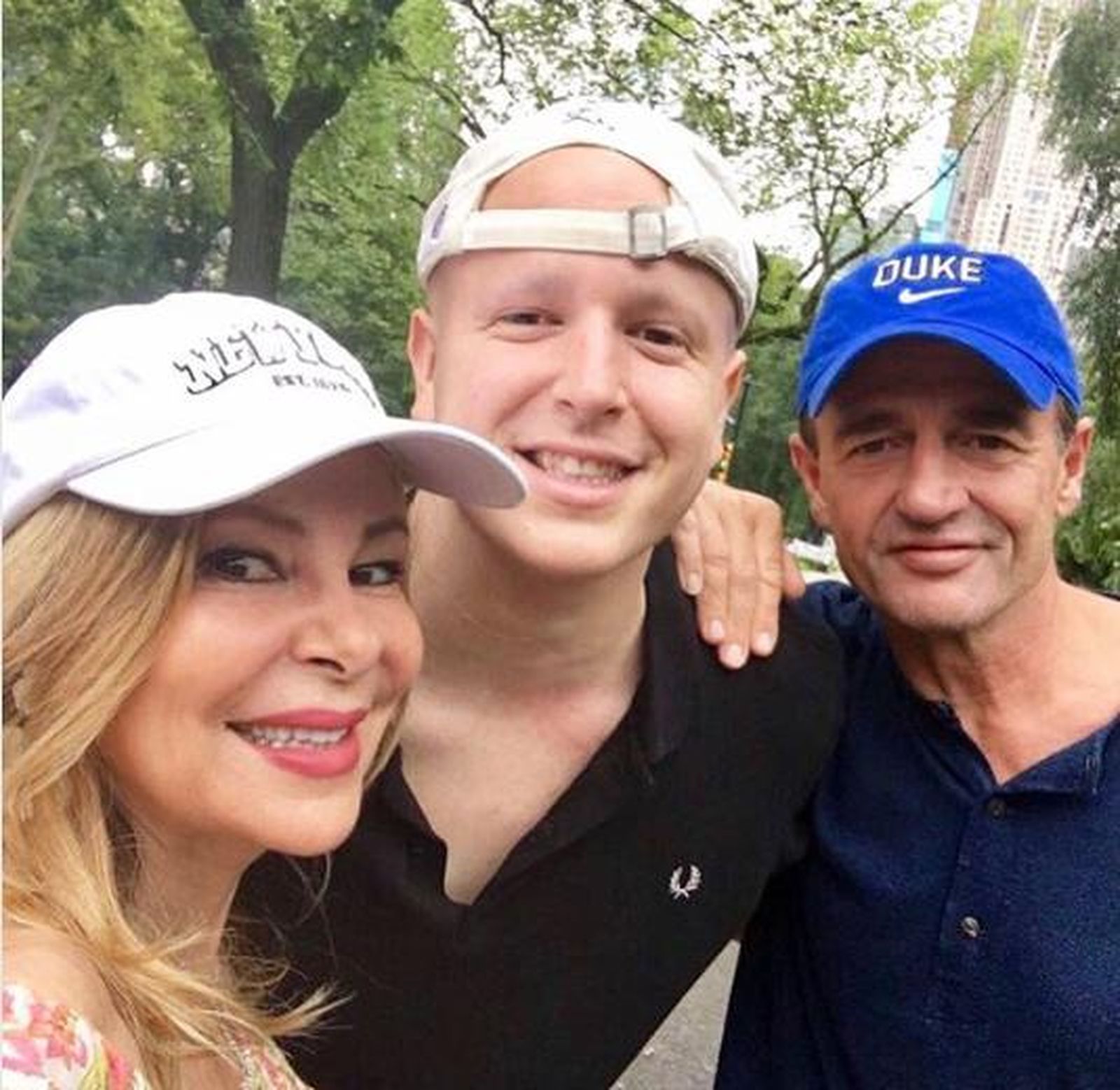 Álex Lequio recibe todo el apoyo ante su dolencia