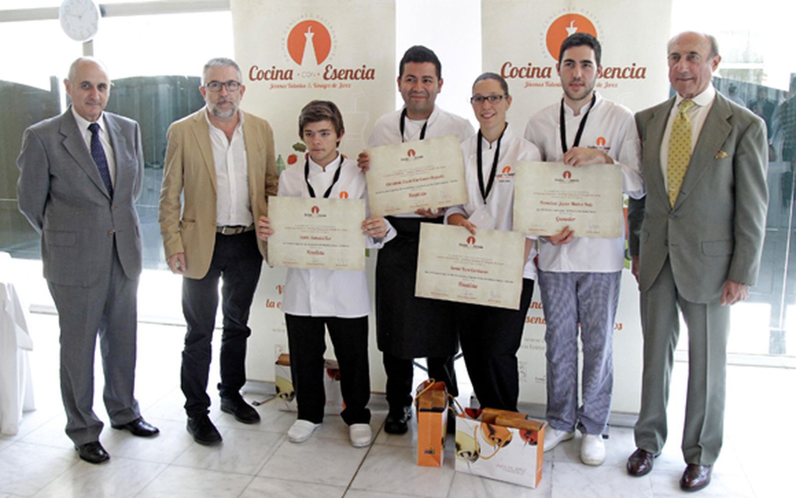 Un momento de la celebración del certamen gastronómico Cocina con esencia. /Miguel Ángel González