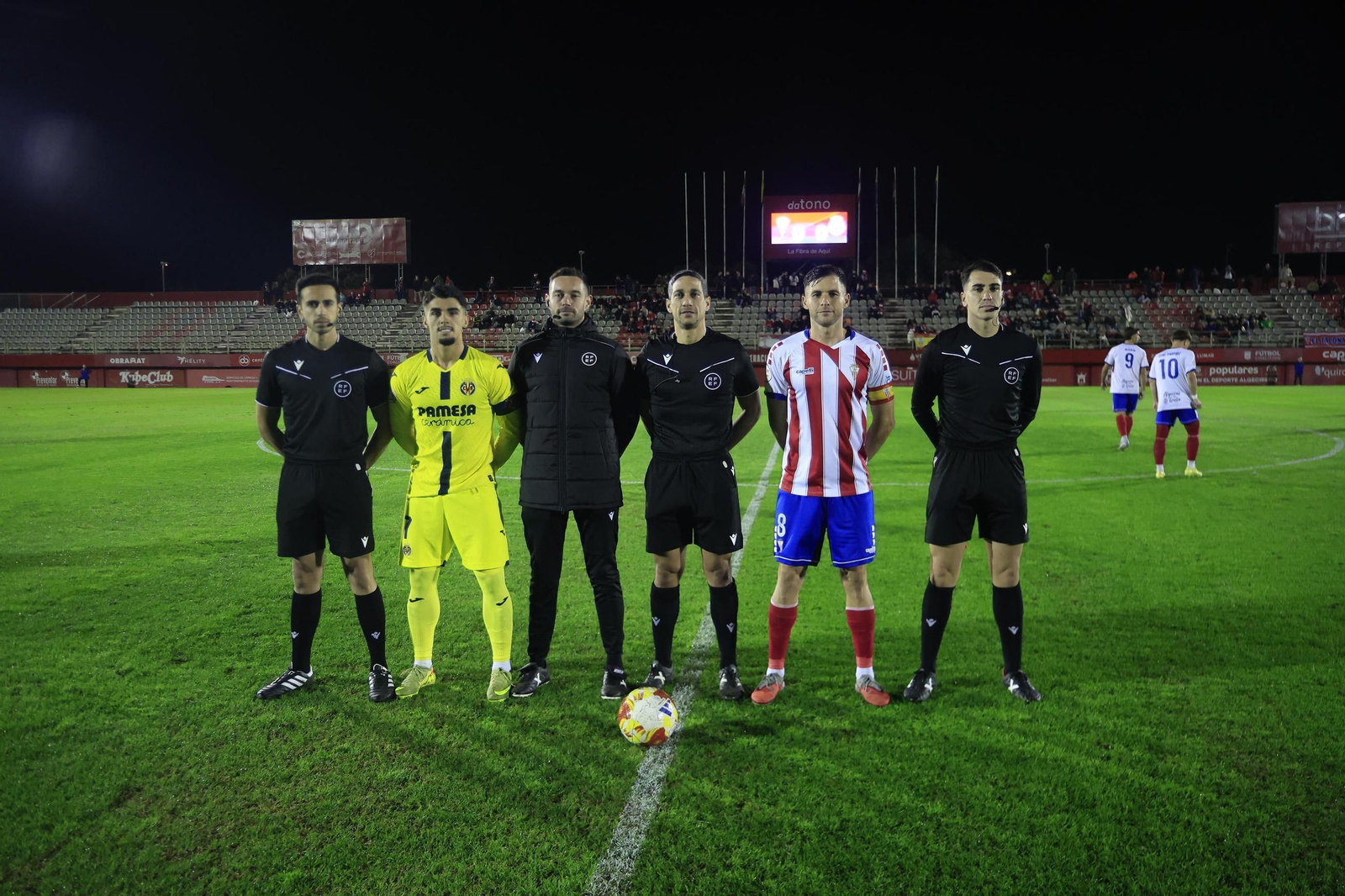 Las mejores fotos del Algeciras - Villarreal B de Primera Federación