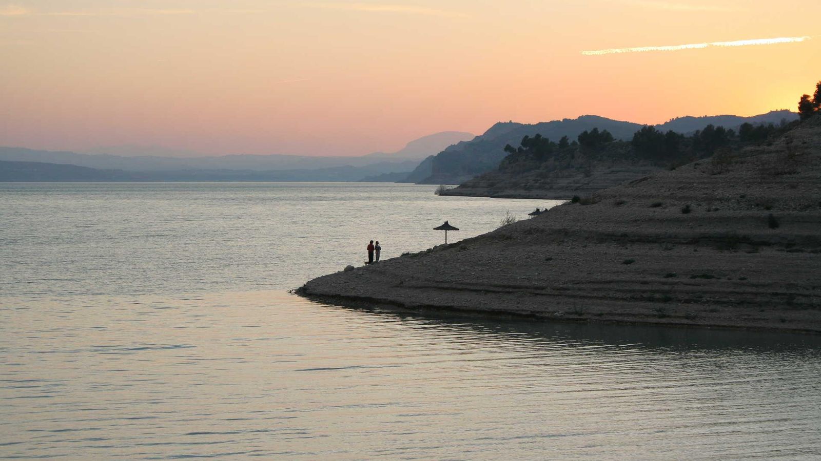 Playa nudista del Negratín, en Cuevas del Campo