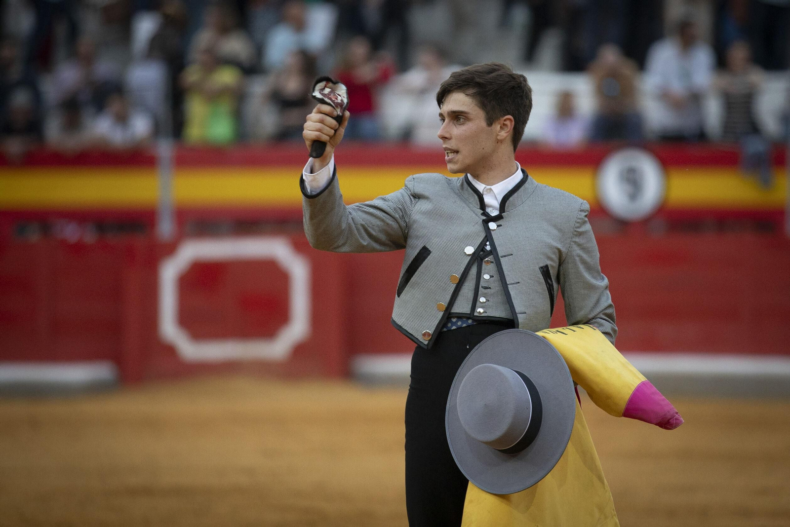 El Festival Taurino a beneficio de Granadown, en imágenes