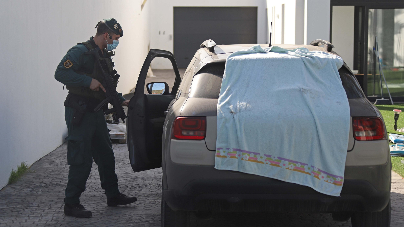 Fotos de los registros en 'Villa Narco' en La Línea