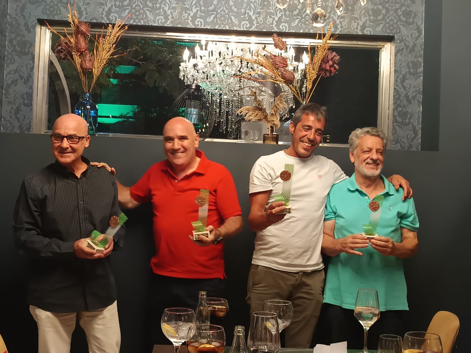 El equipo ganador; Antonio Reyes, Antonio Zambrano, Juan Cebrián, Carlos Melero y Tono Vegas.