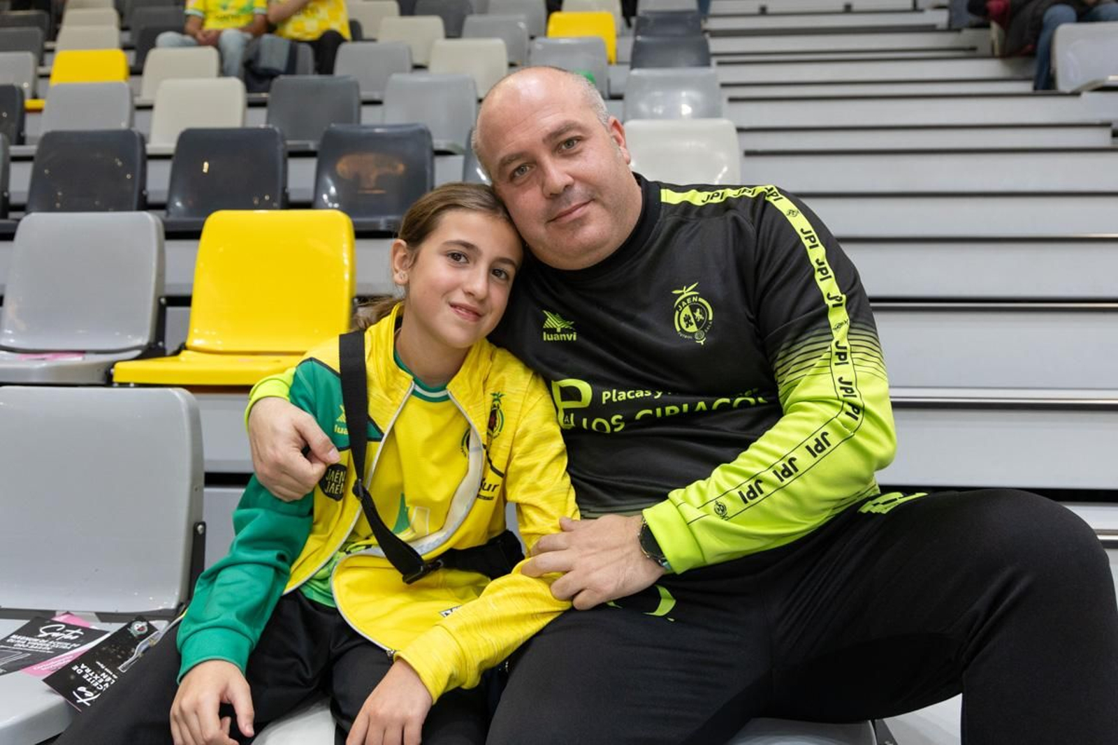 La goleada del Jaén Paraíso Interior FS ante el Viña Albali Valdepeñas, en imágenes