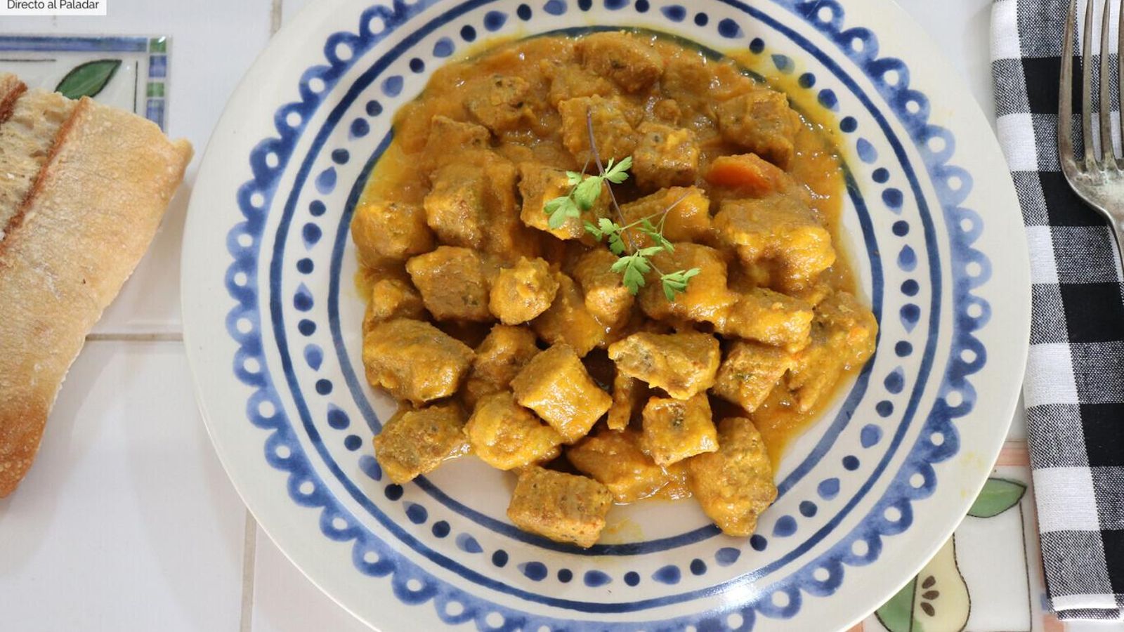 Pasarás de la risa de pedir este plato por su nombre al lagrimón que te caerá del ojo en cuanto lo pruebes. Pasarás de la risa de pedir este plato por su nombre al lagrimón que te caerá del ojo en cuanto lo pruebes.