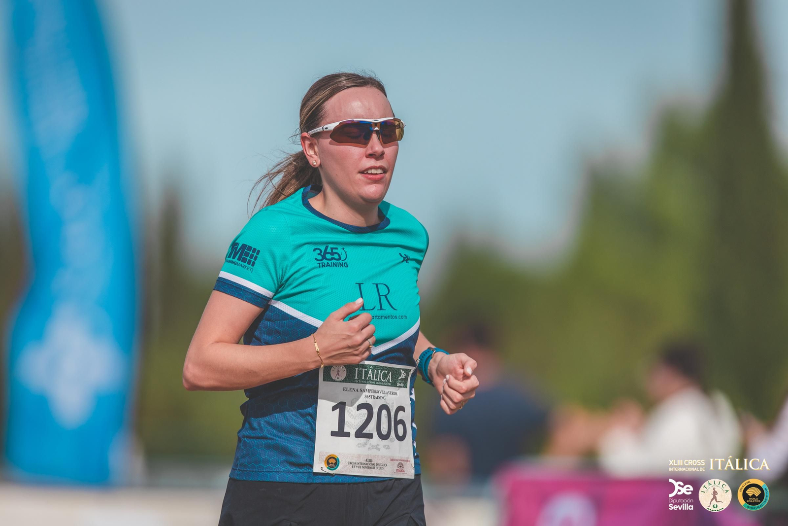 Búscate en las fotos del Cross de Itálica 2025 | 1